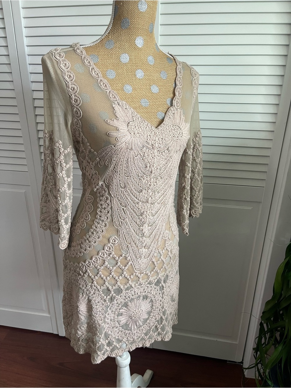 As By Df bohemian crochet sheer amazingly elegant dress bell sleeve size small